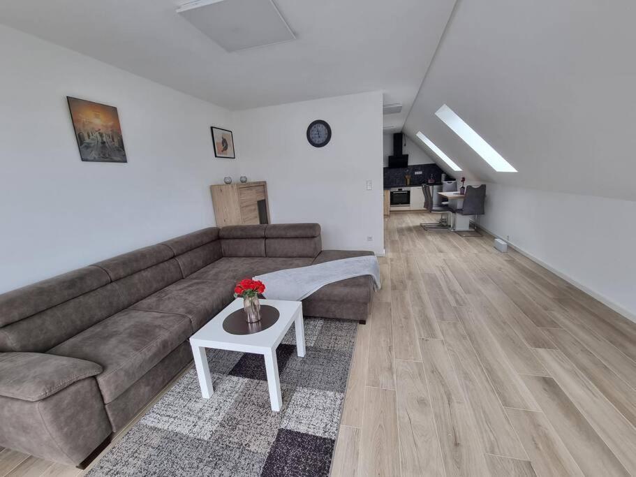 75 m² Apartment Friedensglück near Düsseldorf Willich Buitenkant foto