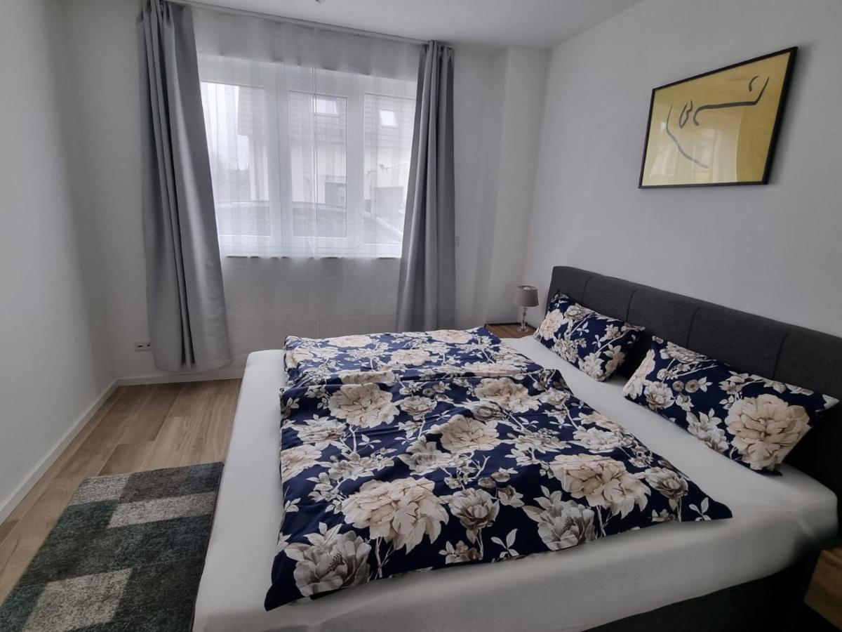 75 m² Apartment Friedensglück near Düsseldorf Willich Buitenkant foto