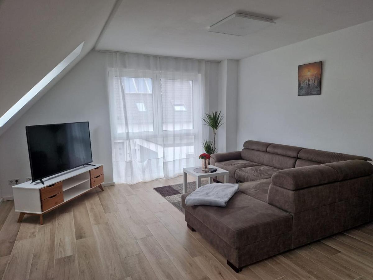 75 m² Apartment Friedensglück near Düsseldorf Willich Buitenkant foto